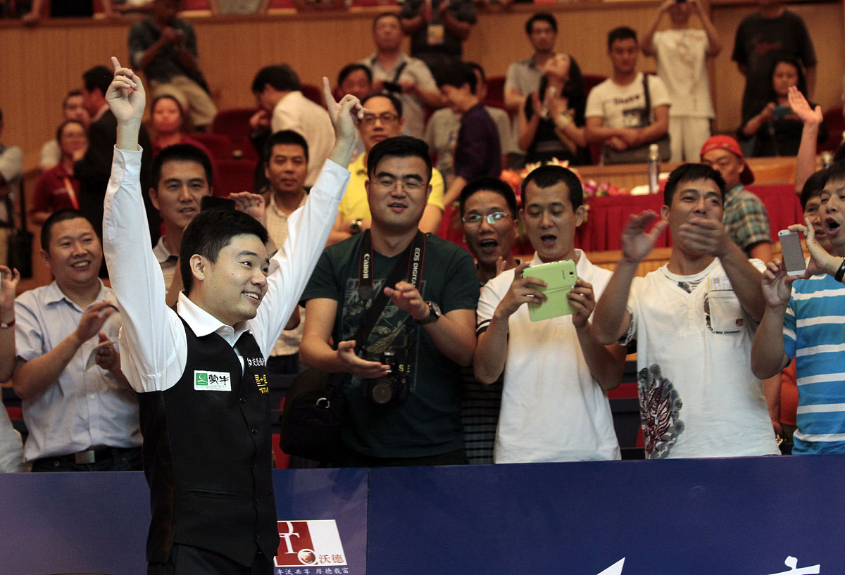 张馨心篮板技狠,北控女篮悍然击败新疆队夺胜,掌声雷动 张馨心篮板技狠,北控女篮悍然击败新疆队夺胜,掌声雷动