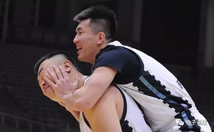 FNC鏖战KT,Peanut操刀奇招英雄翻盘强强对话入围赛,点燃全场激情 FNC鏖战KT,Peanut操刀奇招英雄翻盘强强对话入围赛,点燃全场激情